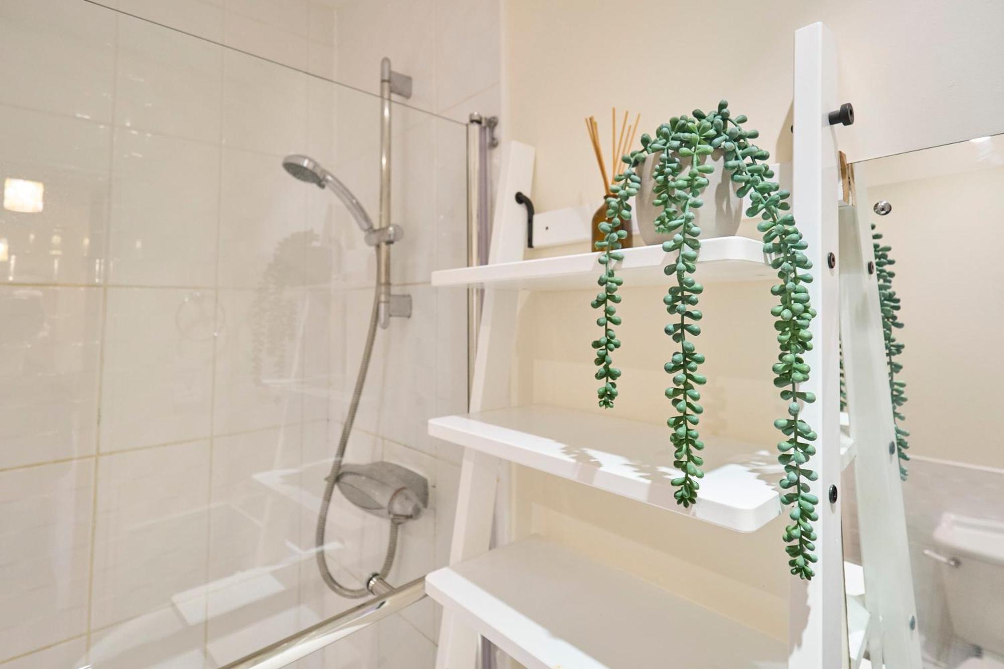 Host & Stay - Nunnery Fields Кентърбъри Екстериор снимка